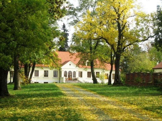 Gospodarstwo Agroturystyczne Dworek Janowicki Kazimierzewo Exterior foto