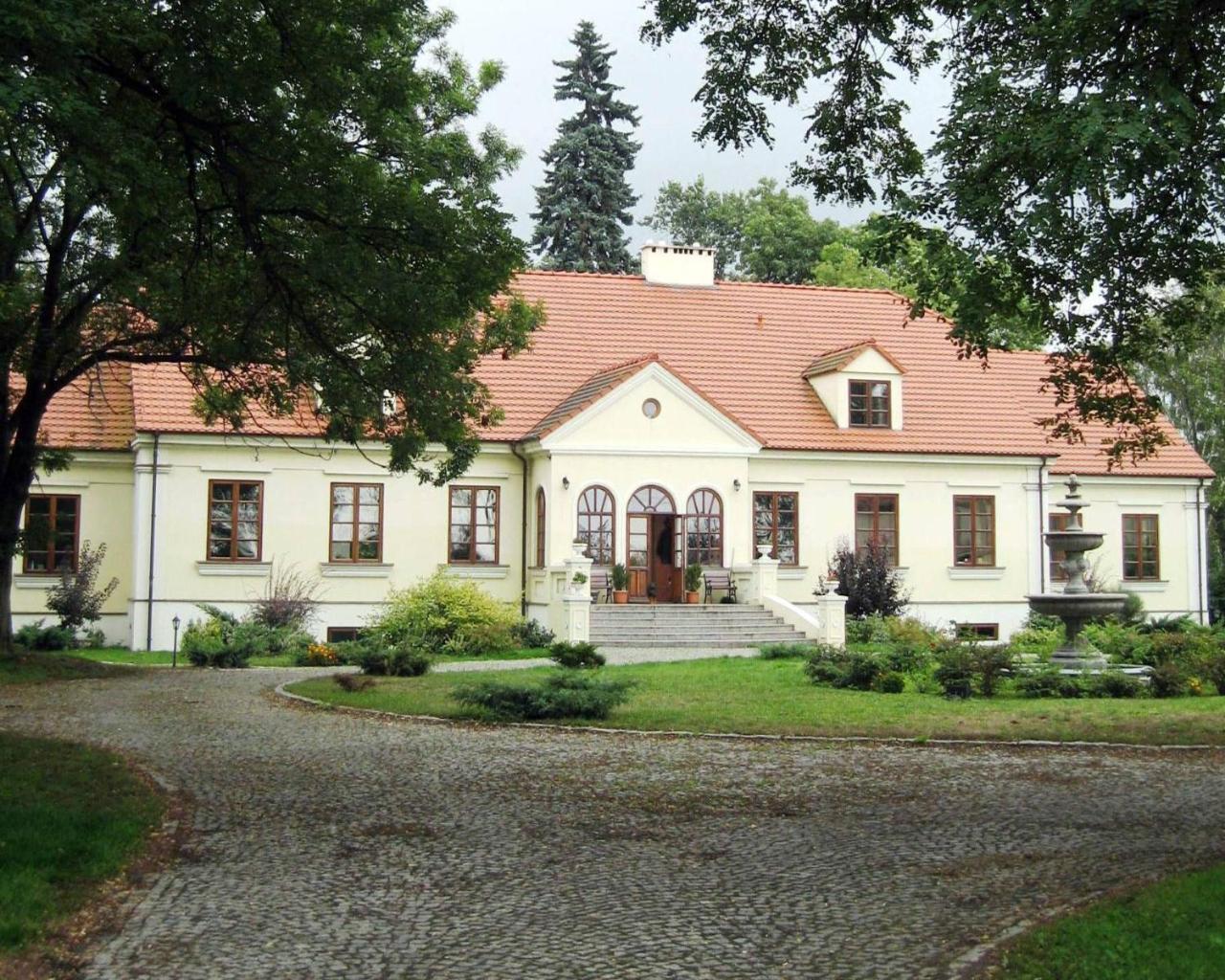 Gospodarstwo Agroturystyczne Dworek Janowicki Kazimierzewo Exterior foto